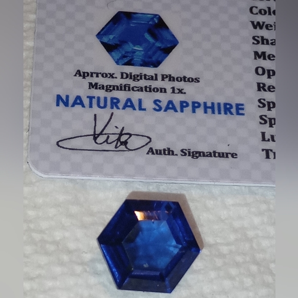 9.2ct.natural mined sapphire AAA quality  hexagon - Picture 1 of 16